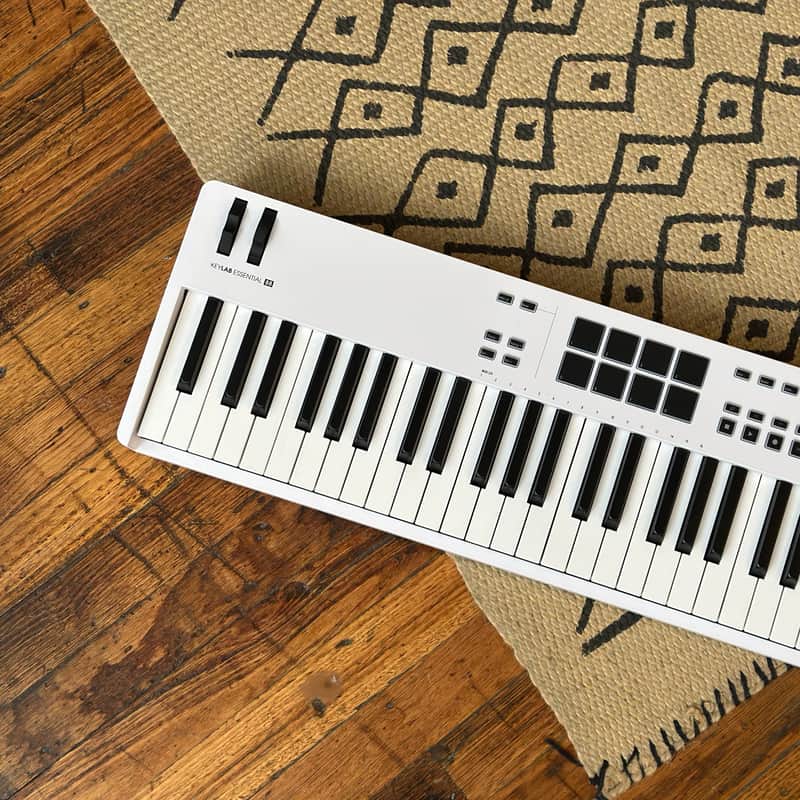 Arturia KeyLab Essential 88 mk3 - White image 1