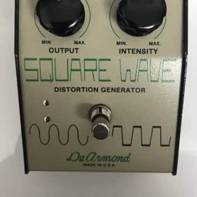 DeArmond Square Wave  Distortion Generator - Vintage image 1