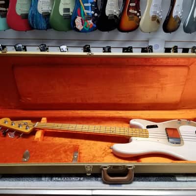Fender '57 American Vintage Reissue 2012 Precision Bass Classic Tone & Feel (220) image 6