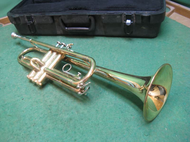 Bach 1530 Trumpet - Reconditioned - Original Case & 7C MP image 1