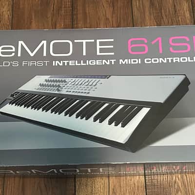 Novation ReMOTE 61 SL MIDI Controller 2006 - Silver image 4