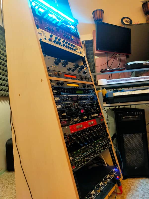 Giaco@SoundStore Rack 36 unità- legno pioppo naturale image 1