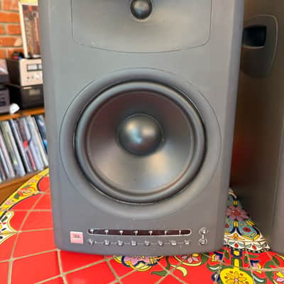 JBL LSR4328P 8" Powered 2-Way Studio Monitor (Pair) 2010s - Black image 3