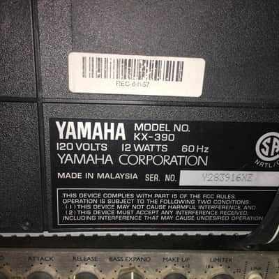 Yamaha KX-390 stereo cassette deck Black image 2