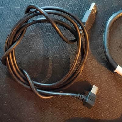 Native Instruments Audio 8 w/ Traktor cables and control VInyl image 4
