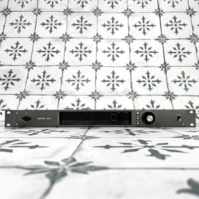 Universal Audio Apollo x16 Thunderbolt 3 Audio Interface image 2