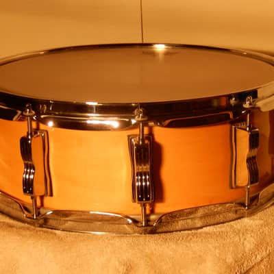 Ludwig LS401 Classic Maple 5x14" 10-Lug Snare Drum image 9
