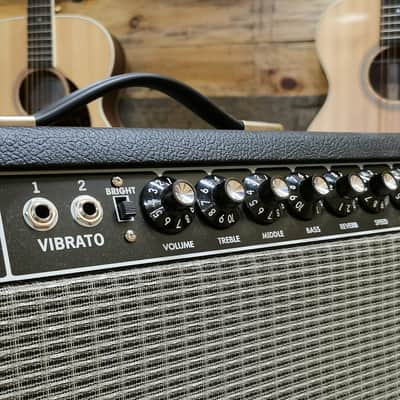 Fender '65 Super Reverb Guitar Combo - 45 Watt image 4