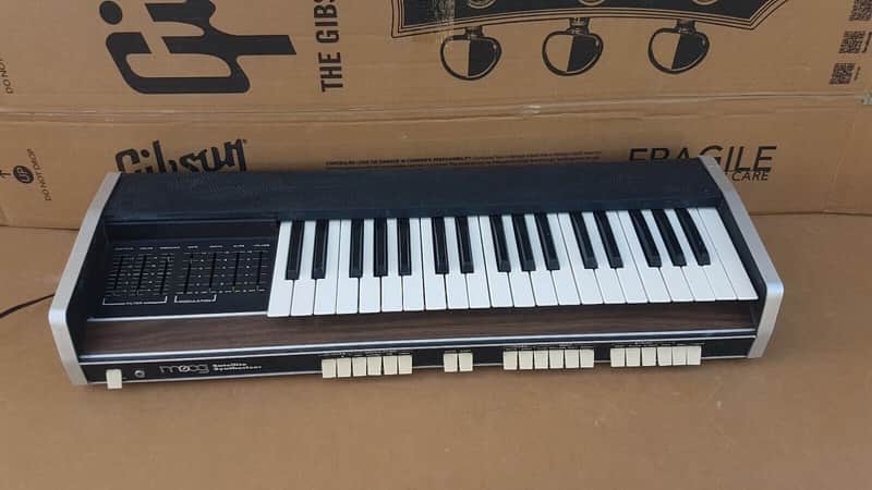 70's MOOG SATELLITE SYNTHESIZER image 1