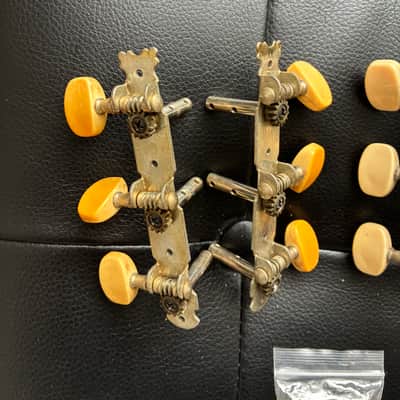 2 vintage sets of machine heads for 6-string slotted headstock guitars - oblong buttons image 2