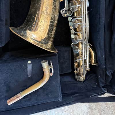 Selmer brand Baritone saxophone with case, USA image 4