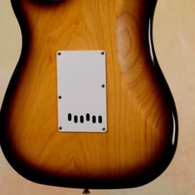 LSL Stratocaster 2011 Sunburst image 2