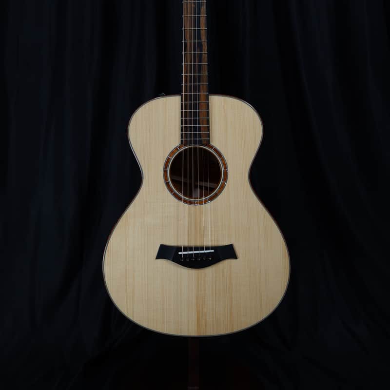 Taylor Taylor Custom Grand Concert Acoustic-Electric Guitar 2025 - Natural image 1