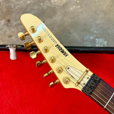 Yamaha MG-III electric guitar c 1988 - Pearl HSS Super Strat shedder original vintage MIJ Japan image 6