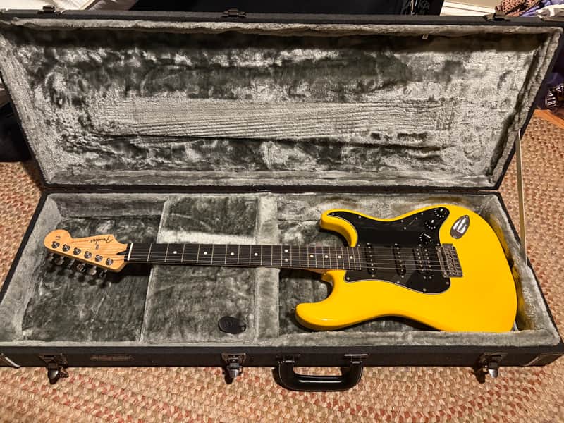 2021 Fender Special Edition Player Stratocaster HSS Ferrari Yellow w/ Ebony FB image 1