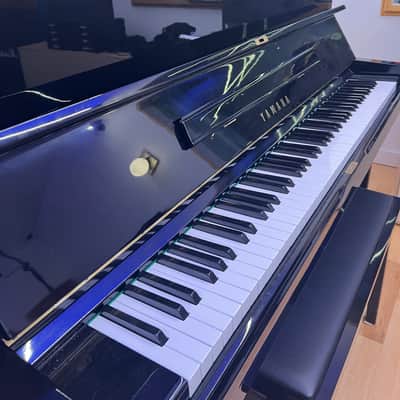 Yamaha U1 1974 - Black Gloss image 5
