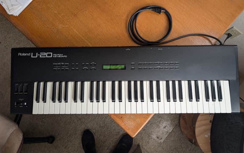 Roland U-20 61-Key RS-PCM Synthesizer image 1