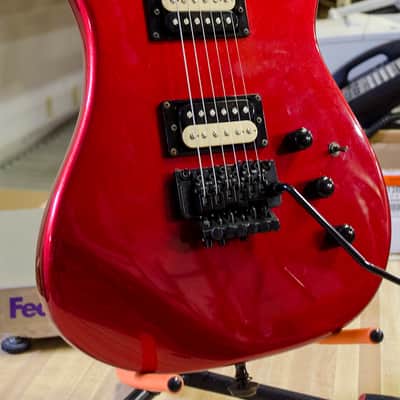 Used Kramer Classic Series Pacer Electric Guitar Candy Apple Red Finish image 4