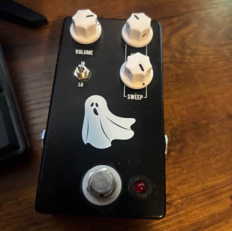 JHS Haunting Mids
