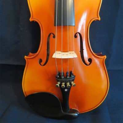 SONG Violin Full size with carved Animal scroll Neck, Hand made,Stradivari style,flames maple,nice spurce. Good Sound image 2