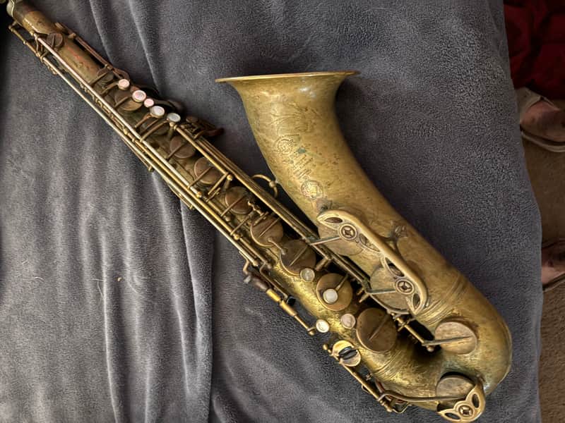 Selmer Mark VI Tenor Saxophone 1956 - worn brass image 1