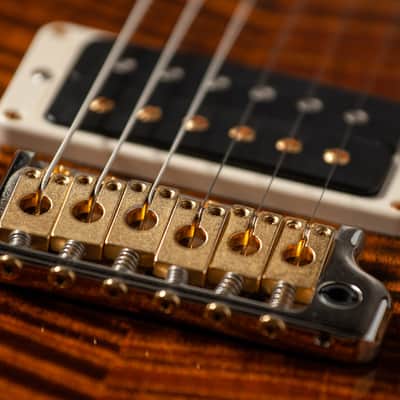 PRS Custom 22 10 Top - Black Gold image 15