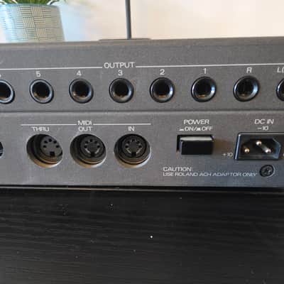 Roland R-8 Human Rhythm Composer 1980s -w/original manual image 7