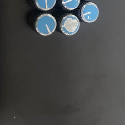 Various Knobs - Bulk Lot image 6