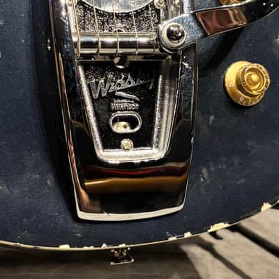 Kingman Les Paul w/ Wigsby - mercedes blue image 7