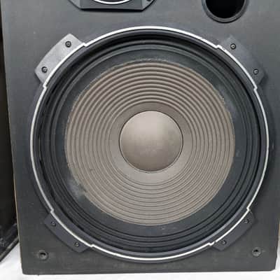 Realistic Mach Two 40-4032 Floor Speakers (Pair) image 6