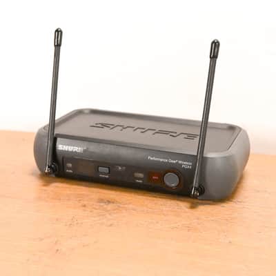 Shure PGX14 Wireless Beltpack System J6 Band - 572-590 MHz (NO PSU) CG010W8 image 2
