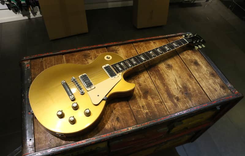 Gibson Les Paul Deluxe 1969 - 1984 - Goldtop image 1