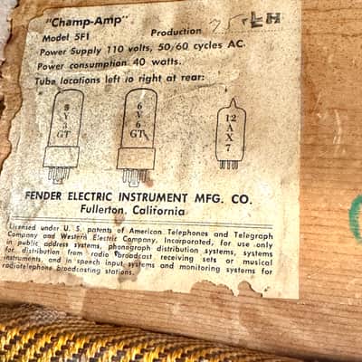 Fender Champ Amp 1962 - Tweed image 10