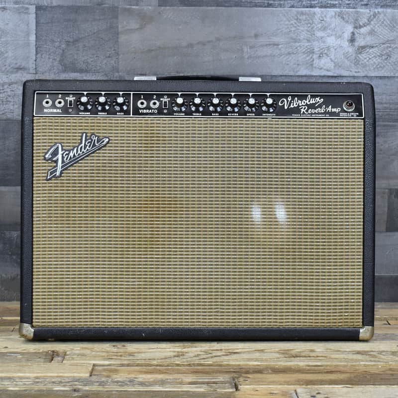Pre-Owned 1965 Fender Vibrolux Reverb Model AA864 with Flightcase - LOCAL PICKUP ONLY image 1