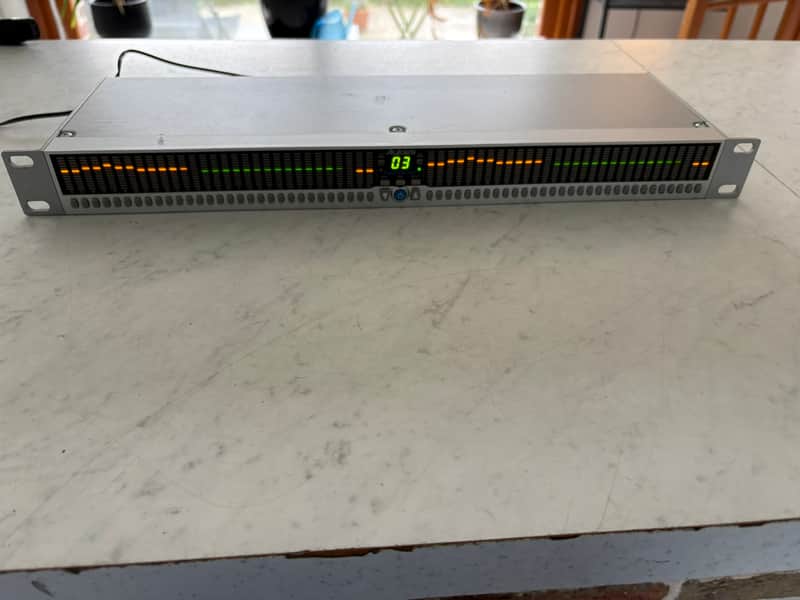 Alesis DEQ230 Equalizer image 1