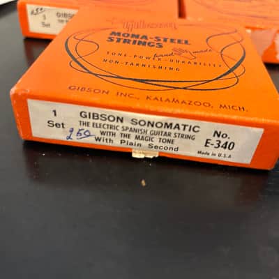 Gibson Sonomatic string boxes (3) 1950s empty +6 asst. strings Case Candy image 5