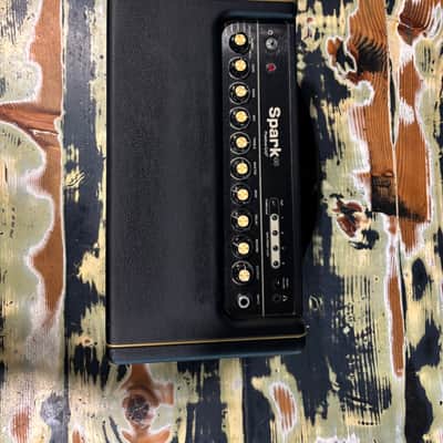 Positive Grid Spark 40 + FOOTSWITCH 40-Watt 2x4" Modeling Guitar Combo 2020 - Present - Black image 1