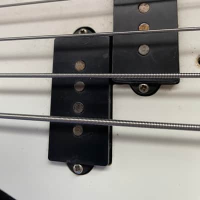 Fender Precision Bass with Rosewood Fretboard 1970 - 1983 - Black image 21