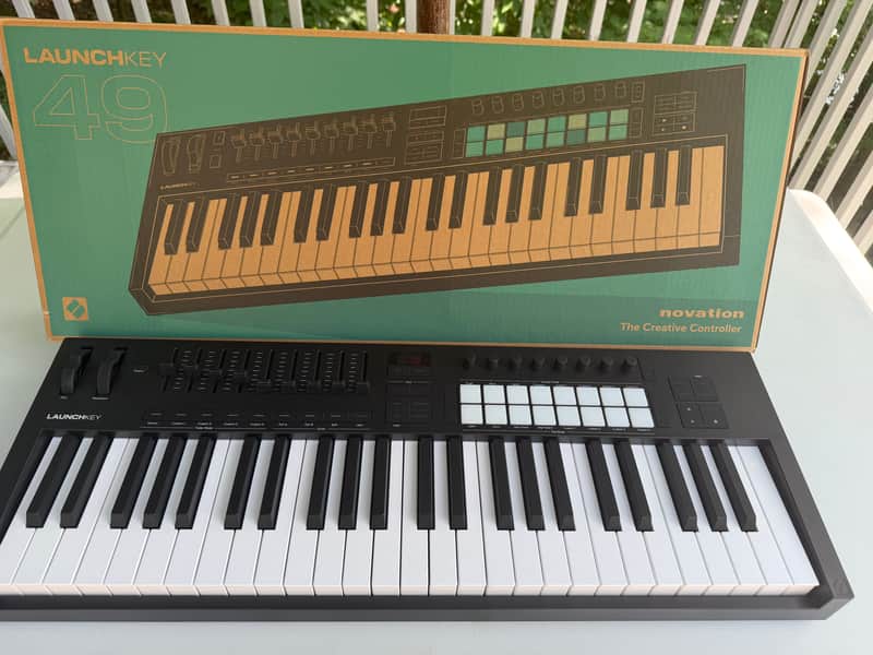Novation Launchkey 49 MKIV MIDI Keyboard Controller 2024 - Present - Black image 1