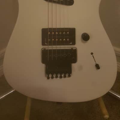 Charvel/Jackson Predator (Criss Oliva) Early 90's Pearl White image 2