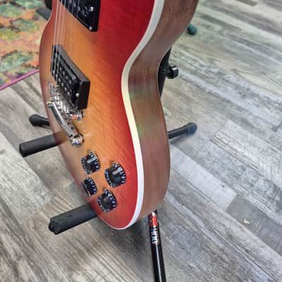 Gibson Les Paul Standard '60s Faded 2023 W/Hardcase - Present - Vintage Cherry Sunburst image 5