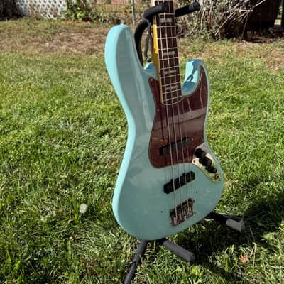 2024 Fender Custom Shop Limited Edition '66 Jazz Bass - Journeyman Relic - Aged Daphne Blue - 9.4lbs - RARE! Matching Headcap image 4