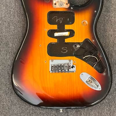 Fender American Deluxe Stratocaster BODY Sunburst w Fender 2-point Tremolo image 2