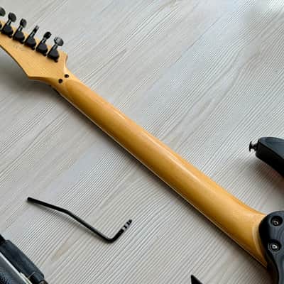 Ibanez JPM100-P2 John Petrucci Signature 1995 - 1999 - P2 Graphic image 22