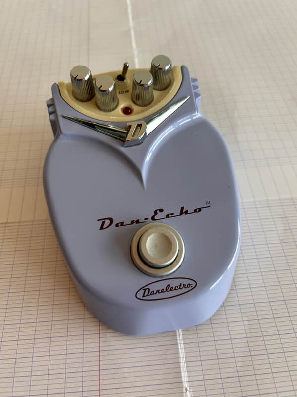 Danelectro Dan Echo 2000s - Lavender Excellent Condition in box image 1