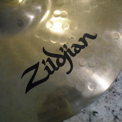 17" Zildjian Z Custom Rock Cymbal 1525g image 4
