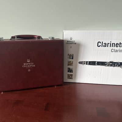 Buffet Crampon E11 Intermediate Bb Clarinet 2019 - Black image 1