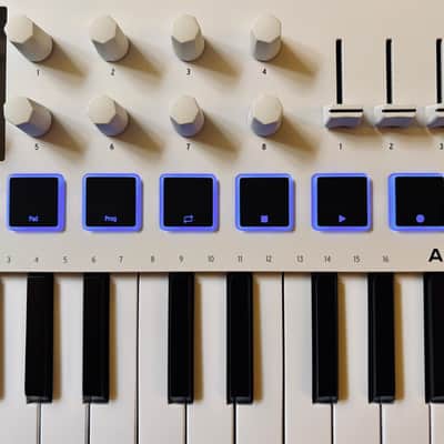Arturia MiniLab 3 White 2024 image 3