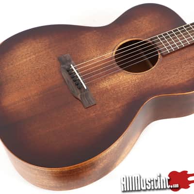 Martin 000-15M StreetMaster Mahogany Burst Acoustic Guitar w/ Gig Bag image 3