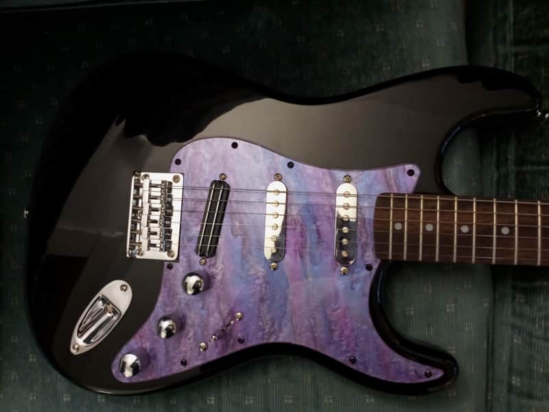 ~Cashified~ Fender Squier StratoCaster with Bridge HumBucker image 1